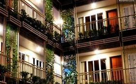 Urbanite At Kemang Hotel